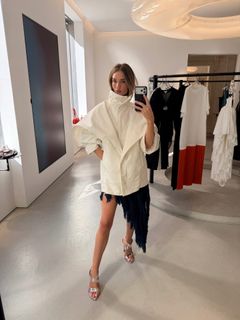 Rosie Huntington-Whiteley feet photo 10