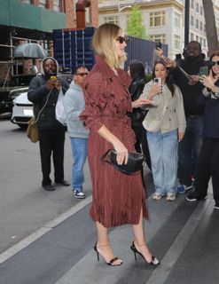 Rosie Huntington-Whiteley feet photo 16