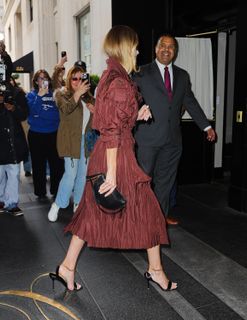 Rosie Huntington-Whiteley feet photo 15