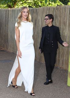 Rosie Huntington-Whiteley feet photo 12