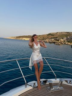 Rosie Huntington-Whiteley feet photo 20