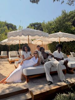 Rosie Huntington-Whiteley feet photo 3