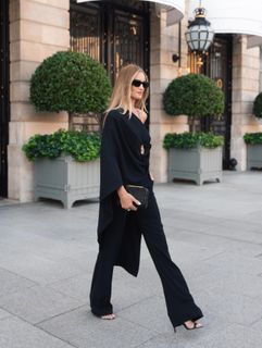 Rosie Huntington-Whiteley feet photo 5