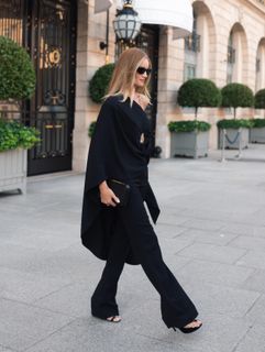 Rosie Huntington-Whiteley feet photo 4