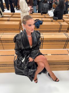 Rosie Huntington-Whiteley feet photo 15