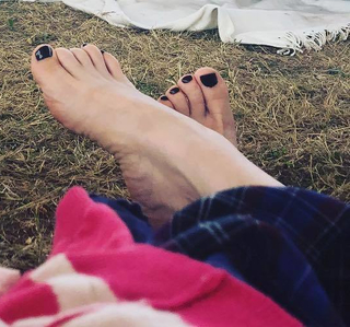 Rosie Marcel feet photo 1