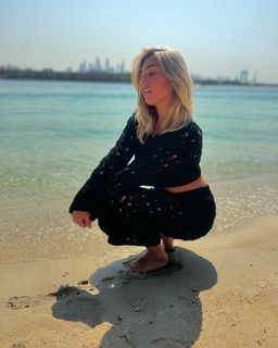 Rosie McClelland feet photo 8