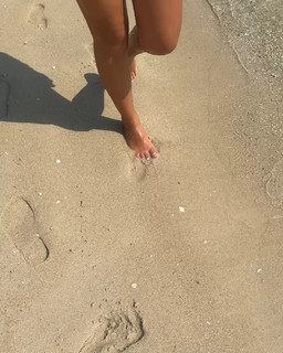 Rosie McClelland feet photo 7