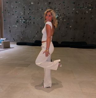 Rosie McClelland feet photo 9