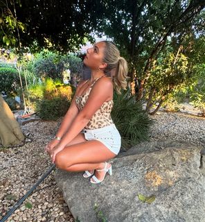 Rosie McClelland feet photo 8