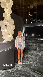Rosie McClelland feet photo 1