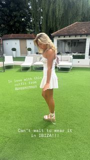 Rosie McClelland feet photo 8