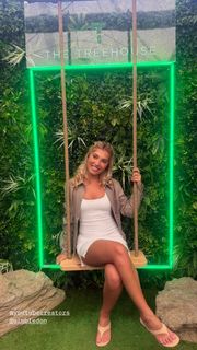 Rosie McClelland feet photo 6