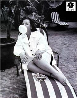 Rosie O'Donnell feet photo 11