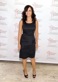 Rosie Perez feet photo thumbnail
