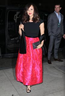 Rosie Perez feet photo thumbnail