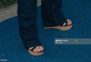 Rosie Perez feet photo thumbnail