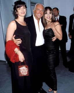 Rosie Perez feet photo thumbnail