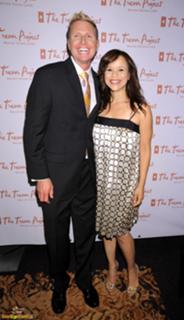 Rosie Perez feet photo thumbnail