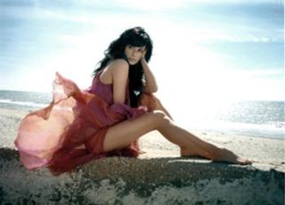 Rossella Brescia feet photo thumbnail