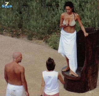 Rossella Brescia feet photo thumbnail