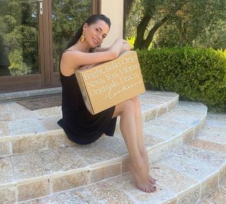 Rossella Brescia feet photo thumbnail