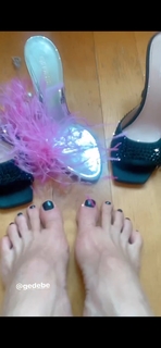 Rossella Brescia feet photo thumbnail