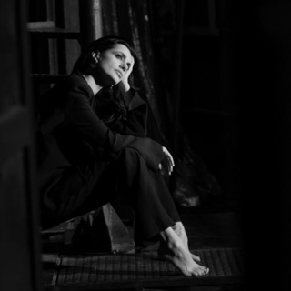 Rossella Brescia feet photo thumbnail