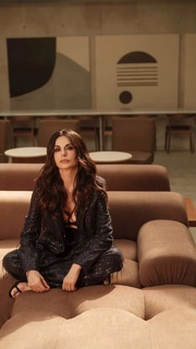 Rossella Brescia feet photo thumbnail