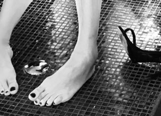 Rossella Brescia feet photo thumbnail