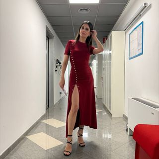 Rossella Brescia feet photo thumbnail