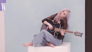 Rosé feet photo thumbnail