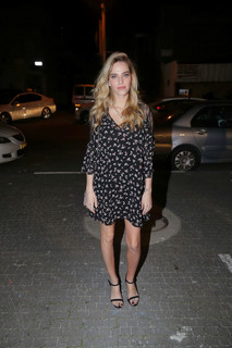 Rotem Sela feet photo thumbnail