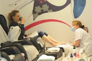 Rotem Sela feet photo thumbnail