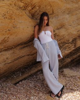 Rotem Sela feet photo thumbnail