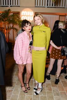 Rowan Blanchard feet photo thumbnail