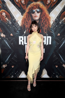 Rowan Blanchard feet photo thumbnail