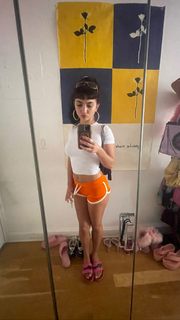 Rowan Blanchard feet photo thumbnail