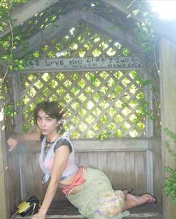 Rowan Blanchard feet photo thumbnail