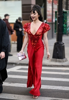 Rowan Blanchard feet photo thumbnail