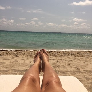 Roxana Castellanos feet photo 12