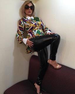 Roxana Castellanos feet photo 11