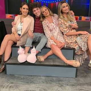 Roxana Castellanos feet photo 1