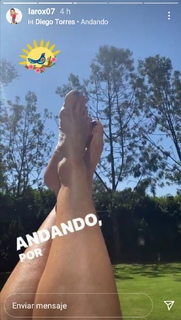 Roxana Castellanos feet photo 5
