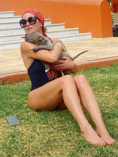 Roxana Castellanos feet photo 3