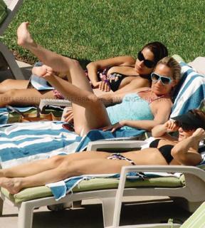 Roxana Castellanos feet photo 1