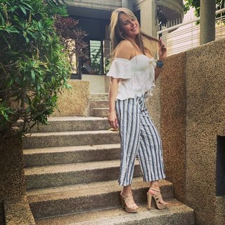 Roxana Díaz feet photo 16