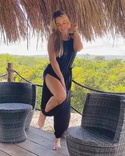 Roxana Díaz feet photo 6