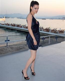 Roxane Mesquida feet photo 6