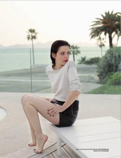 Roxane Mesquida feet photo 16